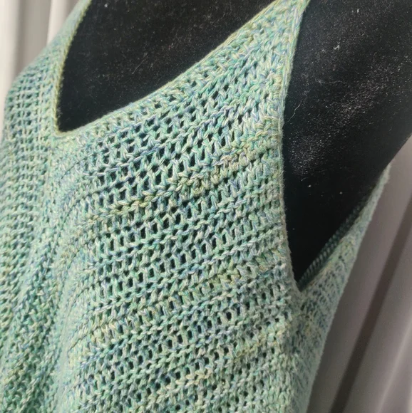 Hand Made Hanky Tank - Picture 5 of 5